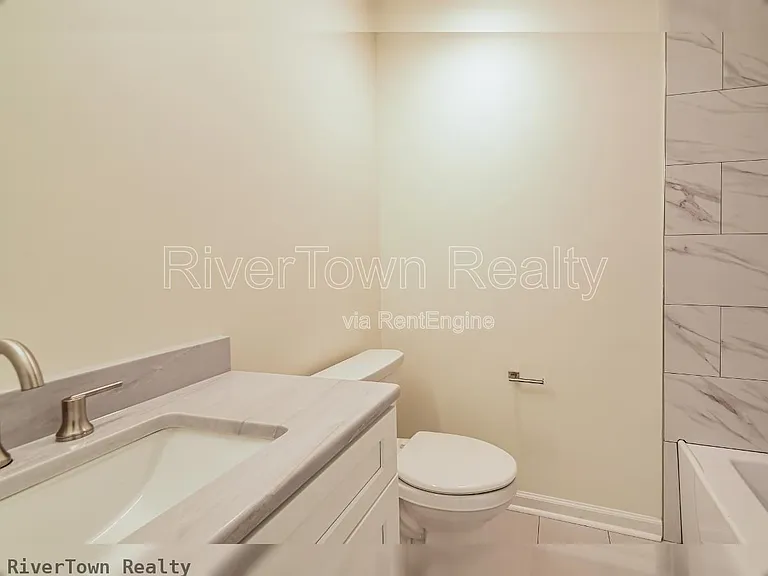 277 S Mount Pleasant Rd — Photo 2