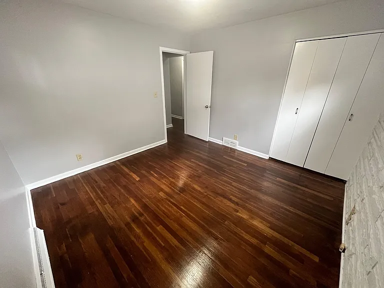 424 Archdale Ave — Photo 11