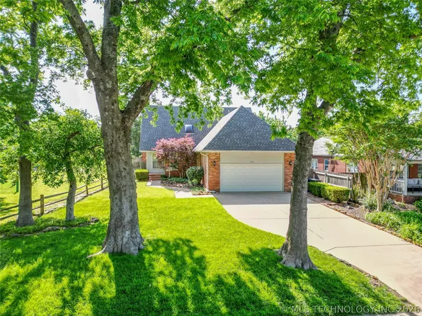 1620 S Florence Pl, Tulsa, OK 74104
