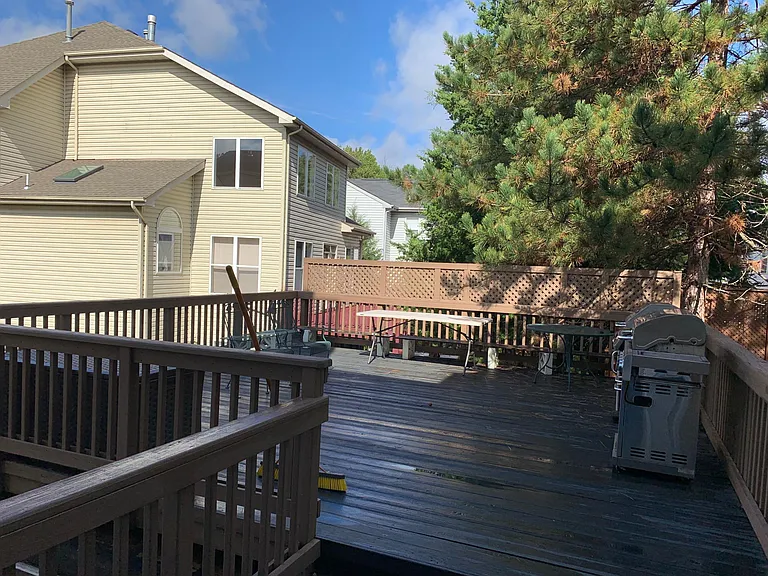8908 Garden Stone Ln — Photo 17