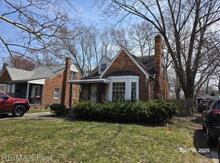 11626 Nottingham Rd, Detroit, MI 48224