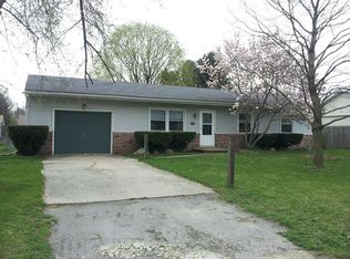 219 Kingsberry Ct, Blissfield, MI 49228