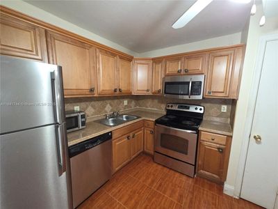 4821 NW 22nd Ct APT 110, Lauderhill, FL, 33313