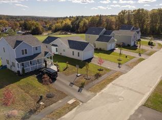 51 Candlelight Ln, Bellingham, MA 02019