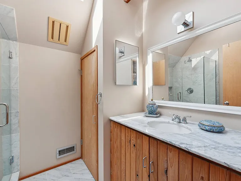 6 Eli Cir — Photo 16