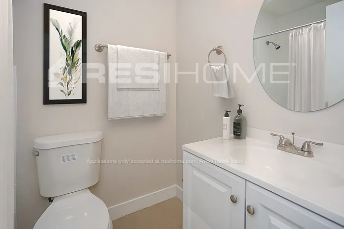 8905 NW 114th Ter — Photo 12