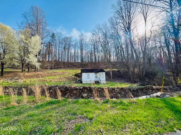 160 Bobs Hollow Rd, Elizabethton, TN 37643