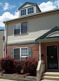 2nd image of 4923 Chester Ave APT B