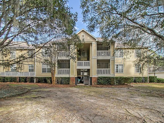 3rd image of 1600 Long Grove Dr Unit 1324