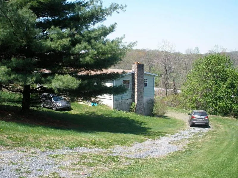 495 N Ridge Rd photo 1