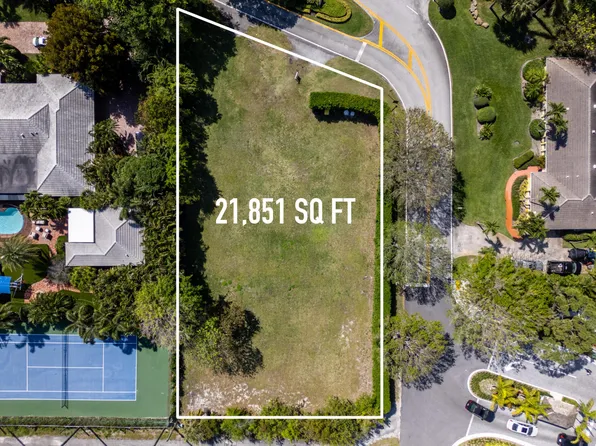 2775 Ave Au Soleil, Delray Beach, FL 33483