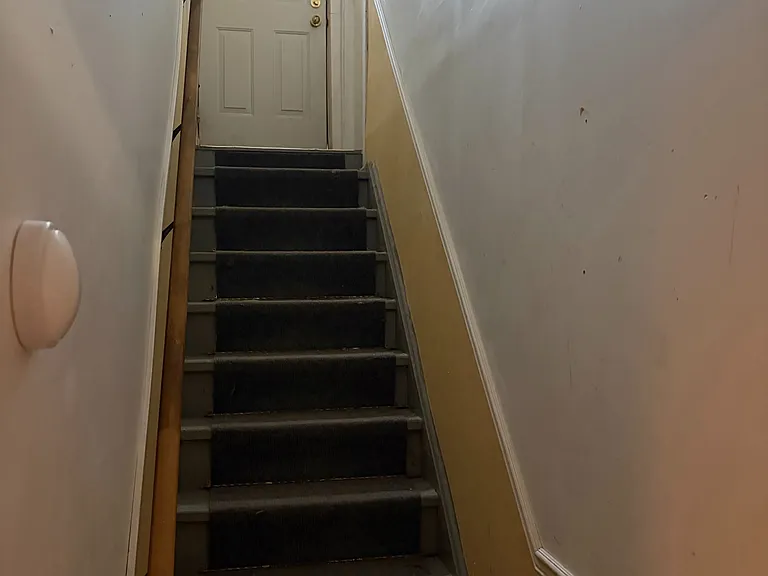 9 Queen Post Dr #BASEMENT — Photo 1