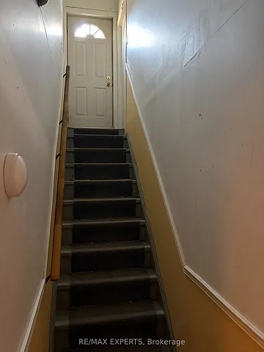 9 Queen Post Dr #BASEMENT Photo 1 9 Queen Post Dr #BASEMENT Photo 1