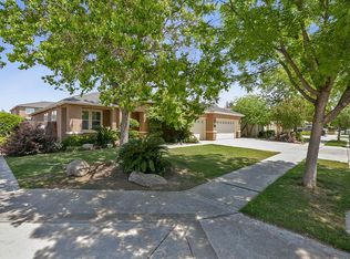 6226 W Babcock Ct, Visalia, CA