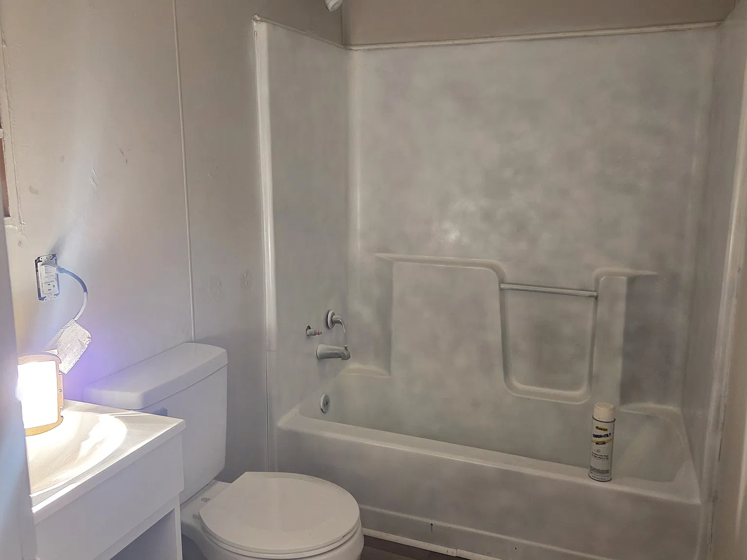 3 bed, 924 sqft, $1,200 — Photo 4