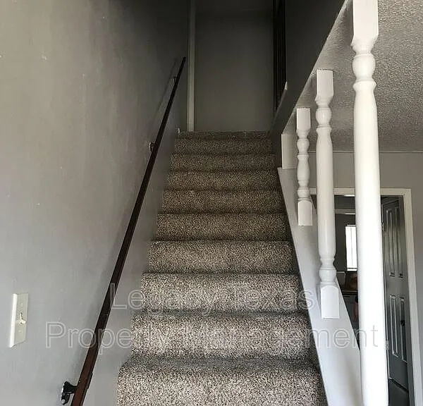 1401 Courtney Pl #C — Photo 10