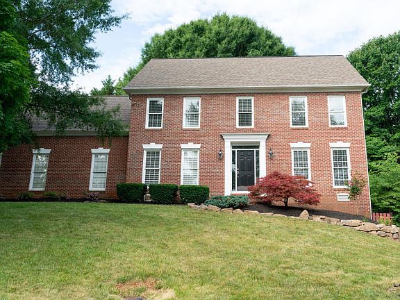 2nd image of 1229 Whitower Dr
