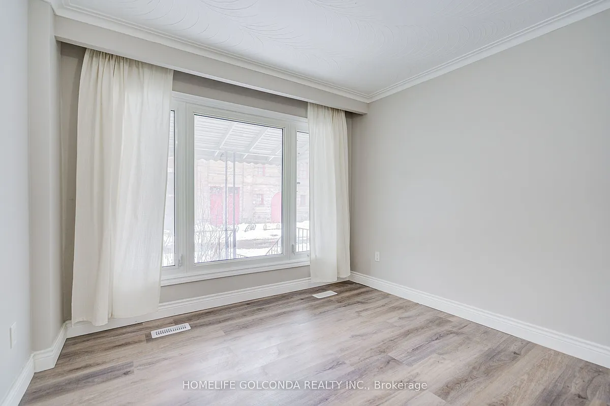 Building Photo - 59 Wolseley St #UPPER