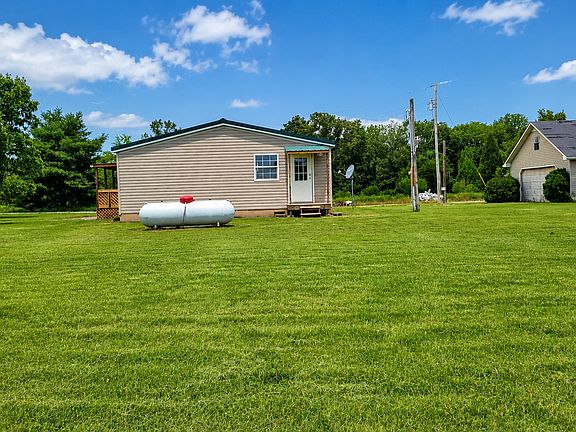 4th image of 1316 Hopkins Rd