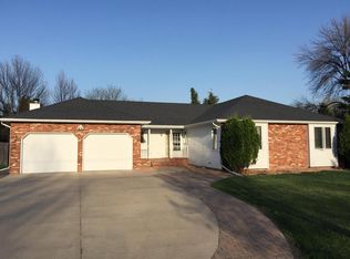 3975 Belmont Rd, Grand Forks, ND 58201