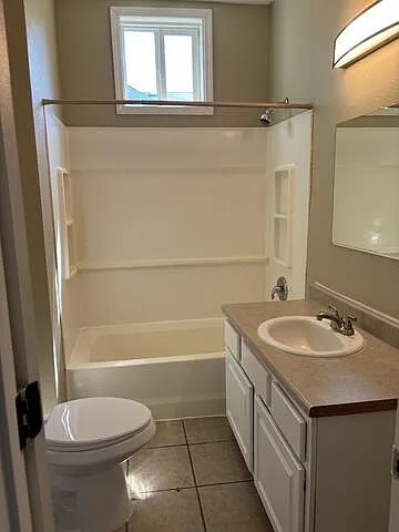 823 E Normal St — Photo 9