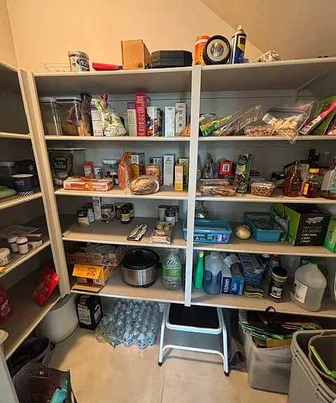 walk-in pantry