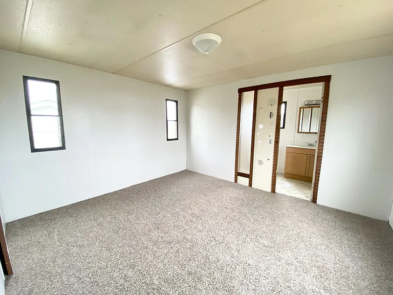 784A Sandy Hook Rd — Photo 5
