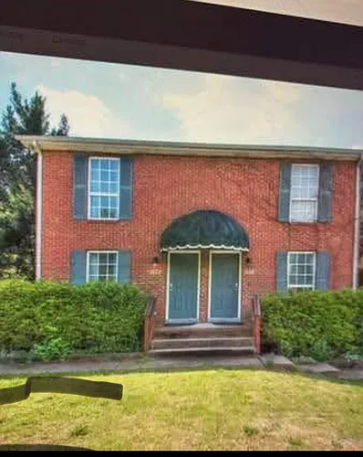 313 Foxglove Dr Photo 1