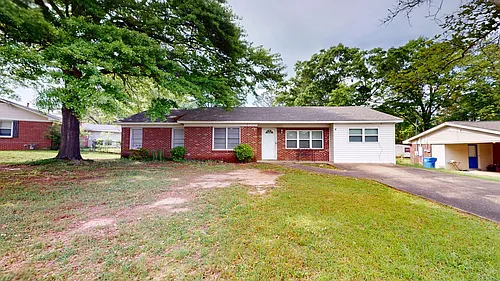 1117 Newton St Photo 1