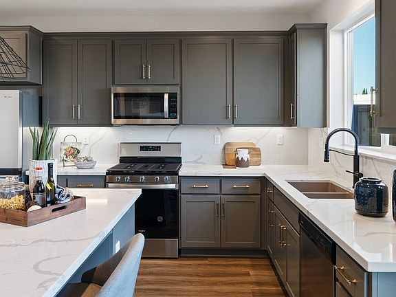 836-forte-court.60858.p3k-2.015.web