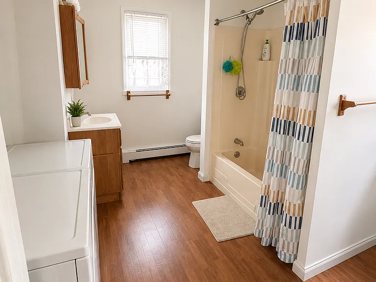 112 Windmill St — Photo 10