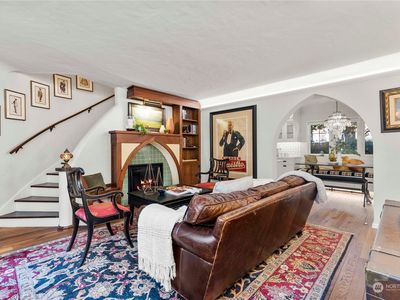 1516 E Republican Street #12, Seattle, WA, 98112