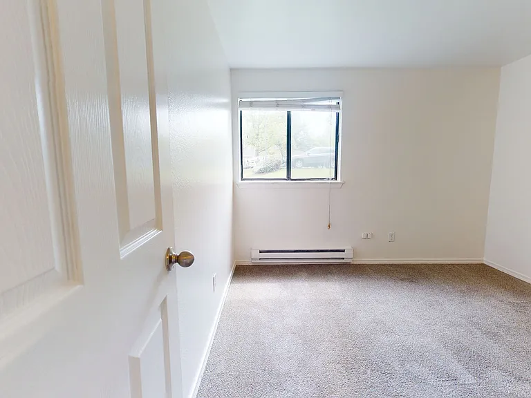 Tualatin Heights — Photo 48