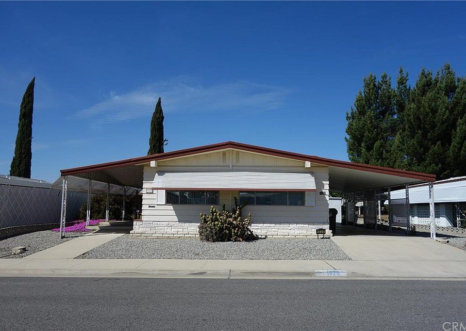 1st image of 1020 Vista Grande Dr #0