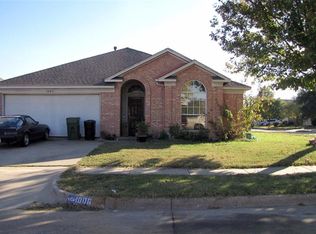 1006 Prado Real Dr, Arlington, TX 76017