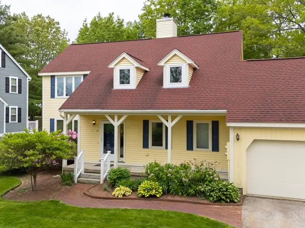 10 Shaker Place #4, Nashua, NH 03063-6211
