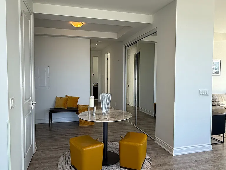 9618 Yonge St #Penthouse 5 — Photo 6