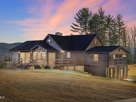 2nd image of 620 Swift Hollow Ln