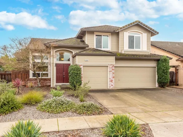 2268 Dancing Penny Way, Santa Rosa, CA 95403
