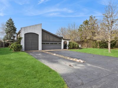 (Undisclosed Address), Hinsdale, IL, 60521