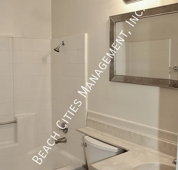 1723 Cedar Ave #211 — Photo 11