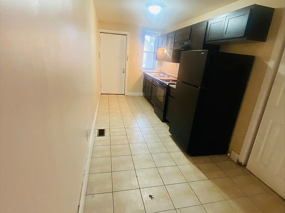 5th image of 3008 Osage St