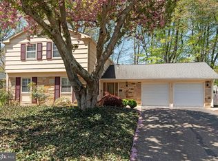 1727 Torrington Pl, Crofton, MD 21114
