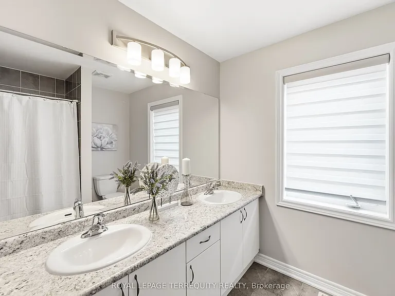 144 Underwood Dr — Photo 12