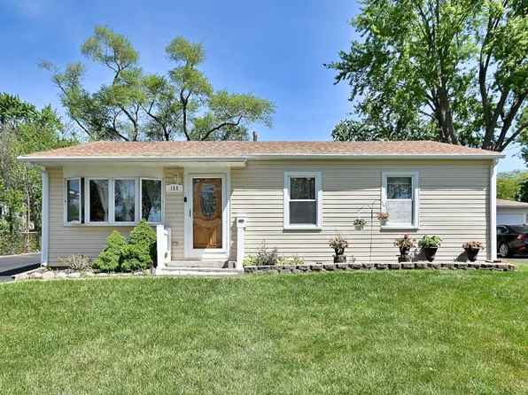 108 Cedar Cir, Streamwood, IL 60107