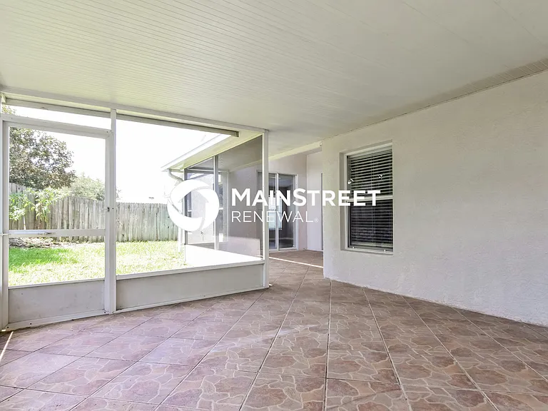 Screened Porch