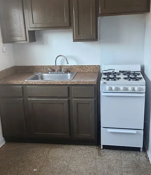 Penn Gardens Apartments — Photo 1
