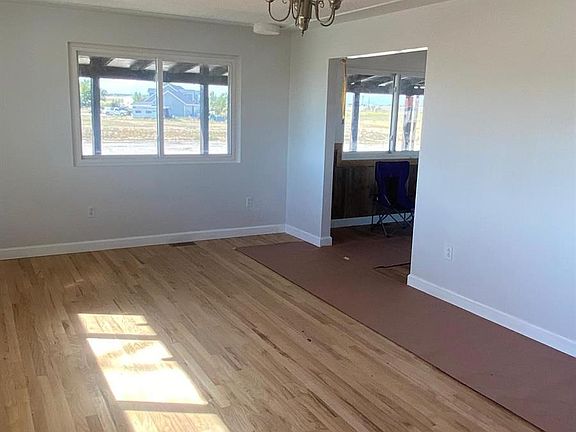 4th image of 12441 Tower Road