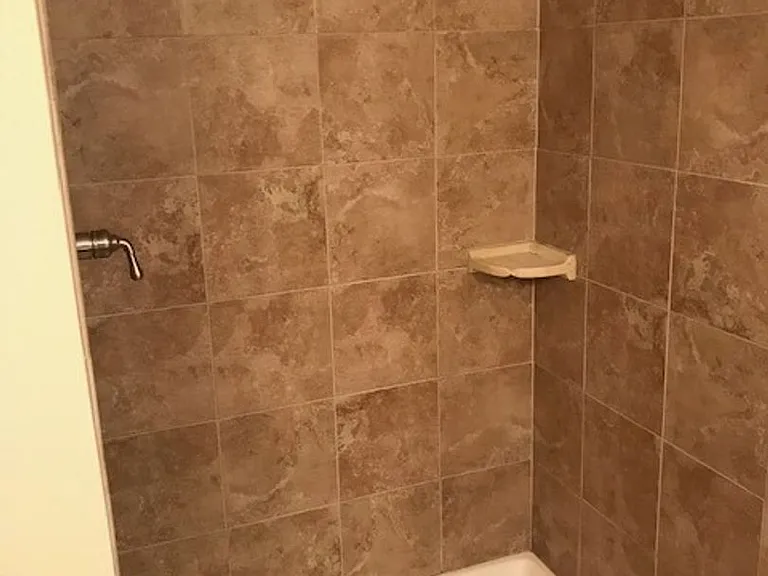 Eagle View Luxury Apartments — Photo 196
