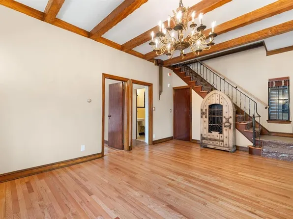 2314 Palisade Avenue image 10 of 49